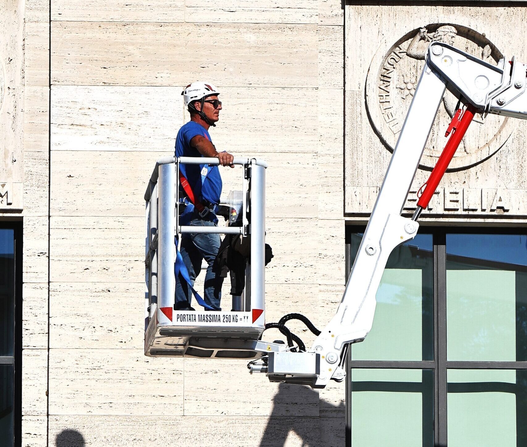 Interventi di manutenzione e conservazione per Palazzo Piacentini